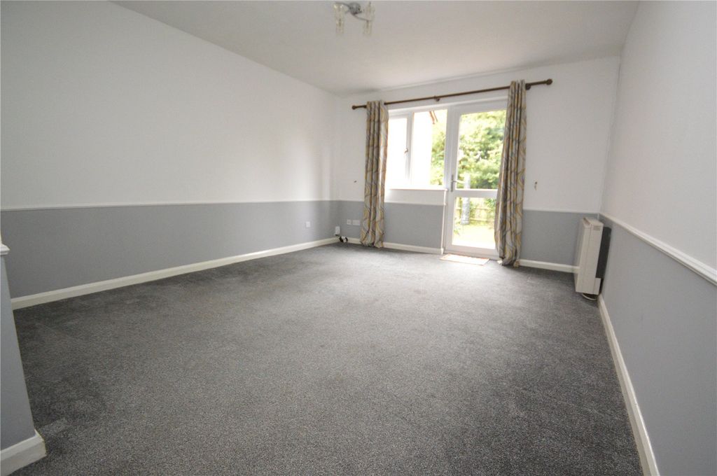 Property photo 3 of 11 Picture No. 07