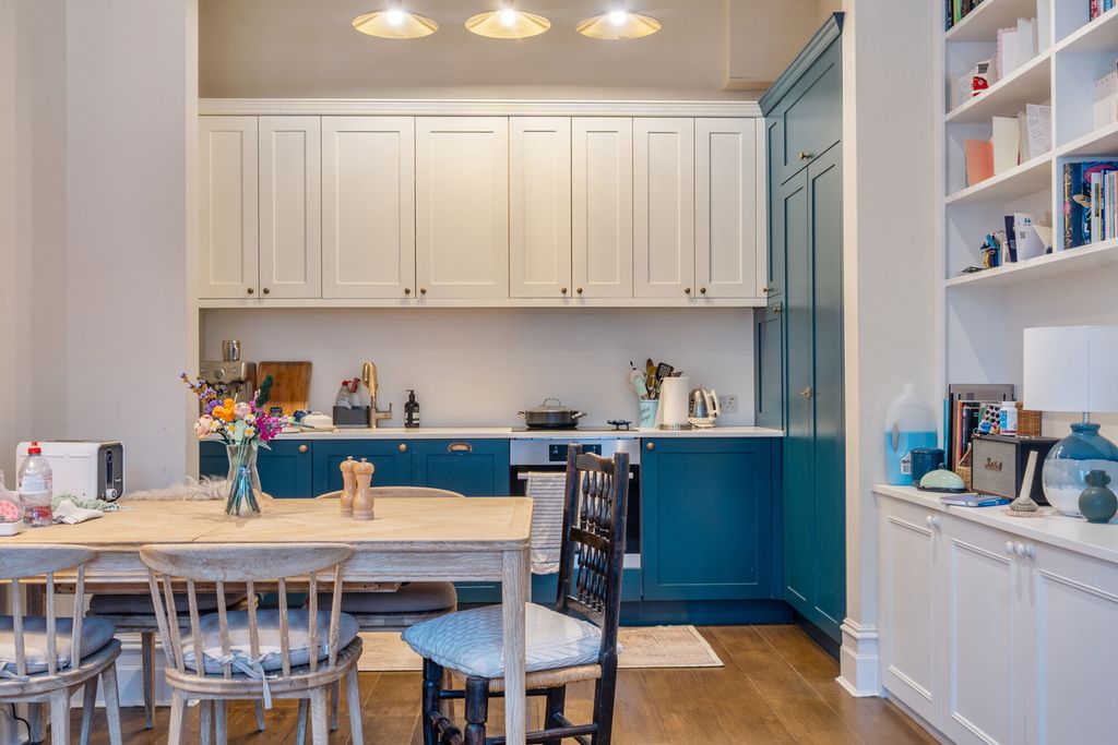 Property photo 2 of 16 Kitchen