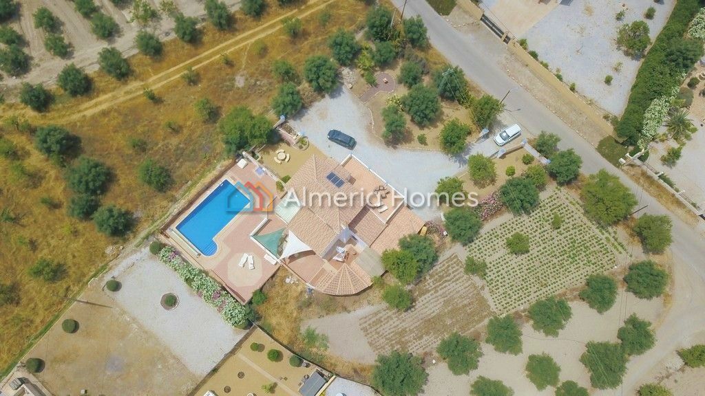 Property photo 3 of 20