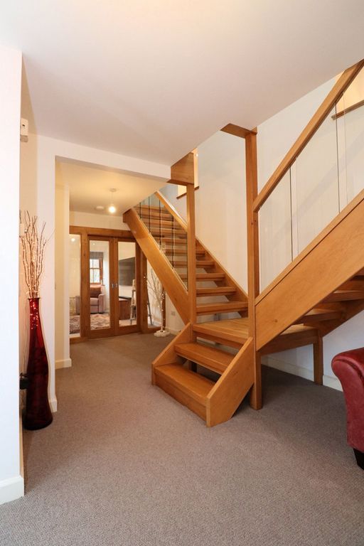 Property photo 2 of 30