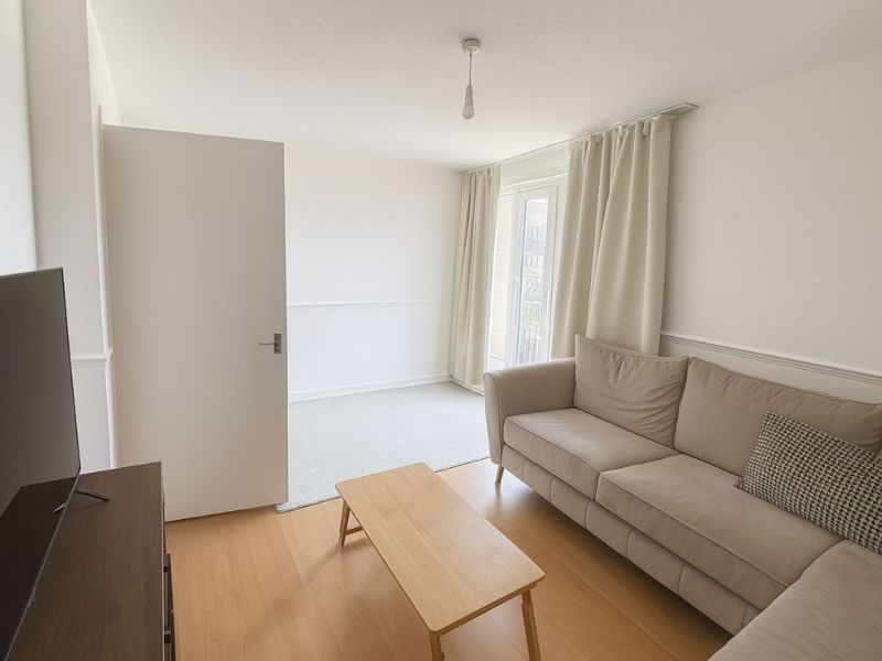 Property photo 3 of 15 Photo 10