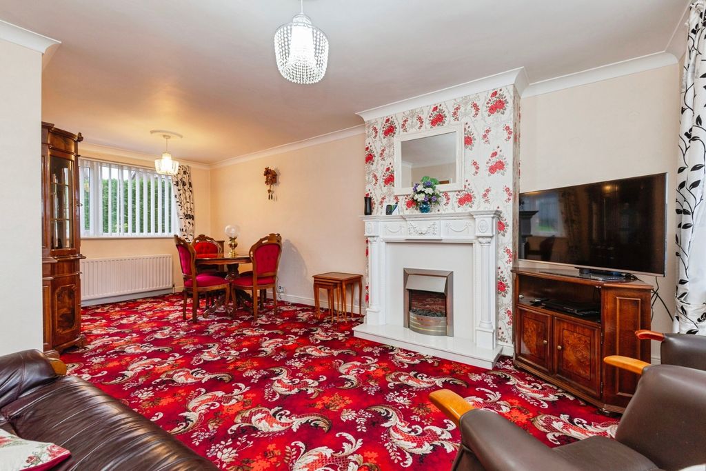 Property photo 3 of 19 Pbox-Img.Jpg