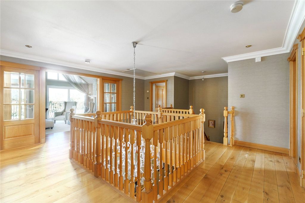 Additional image 9 of 4 bed detached house for saleOakwood, 4 The Avenue, West Glen Road, Kilmacolm PA13