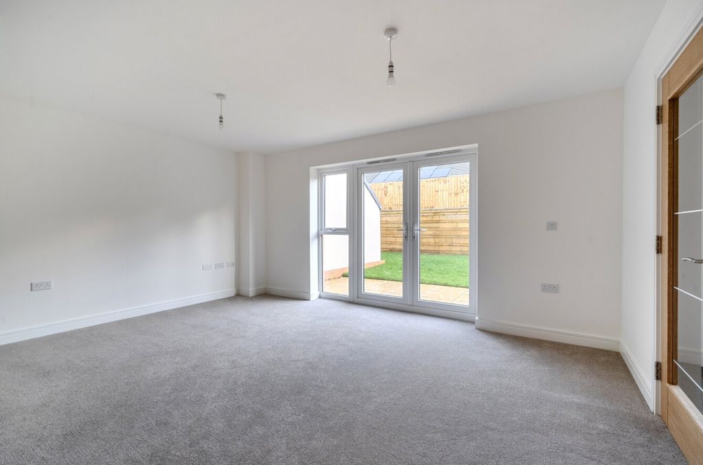 Property photo 3 of 19 3 - Plot 98