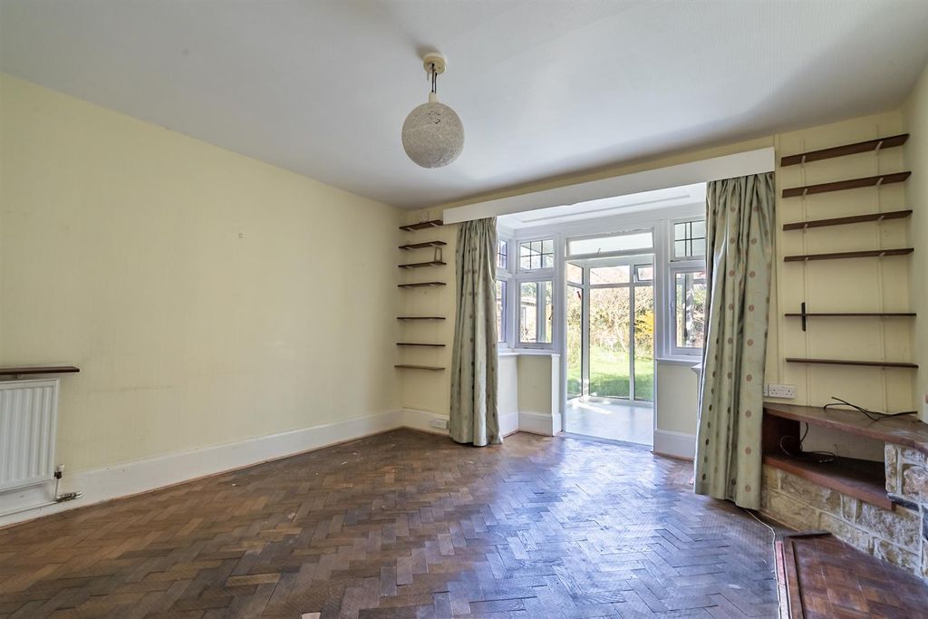 Property photo 2 of 17 Living Room