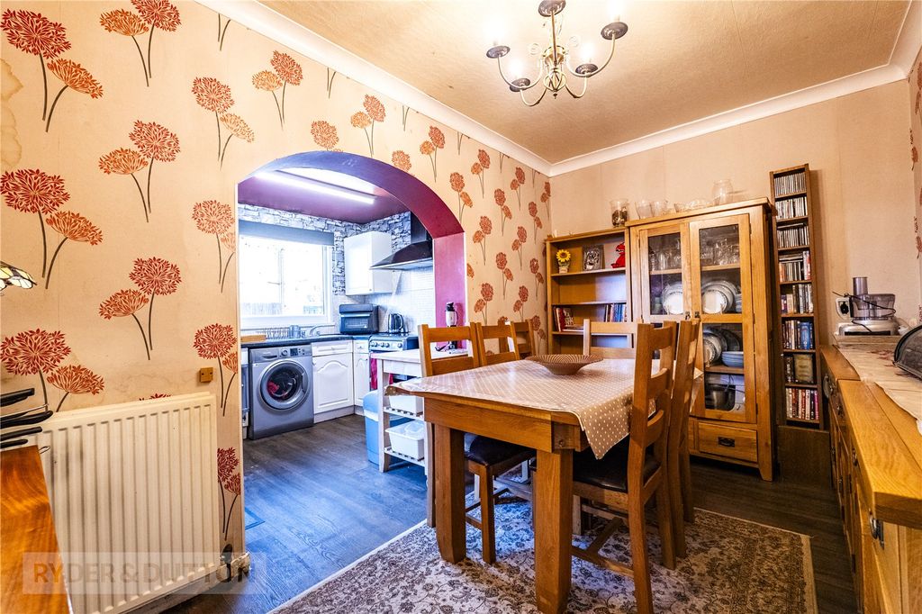 Property photo 3 of 17 Dining Room