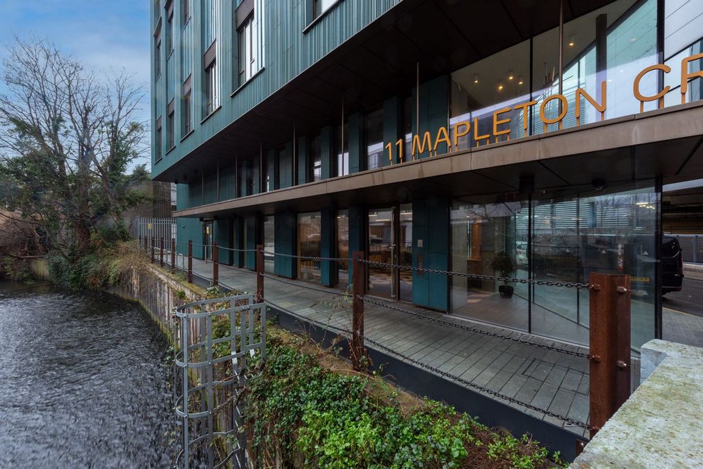 Property photo 1 of 11