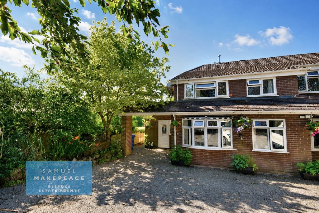 Property photo 1 of 15 Two Bedroom Semi-Detached To Let With Field Views