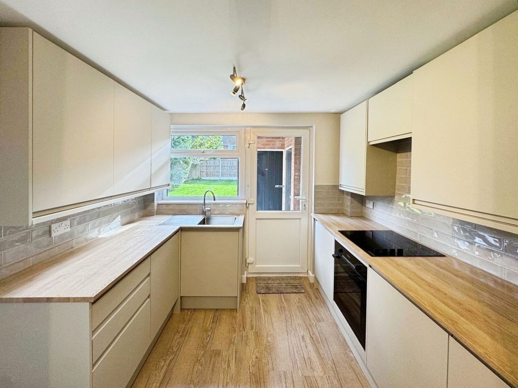 Property photo 3 of 15 Pbox-Img.Jpg