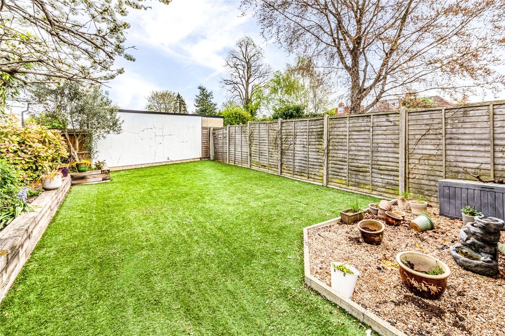 Property photo 3 of 17 Picture No. 35