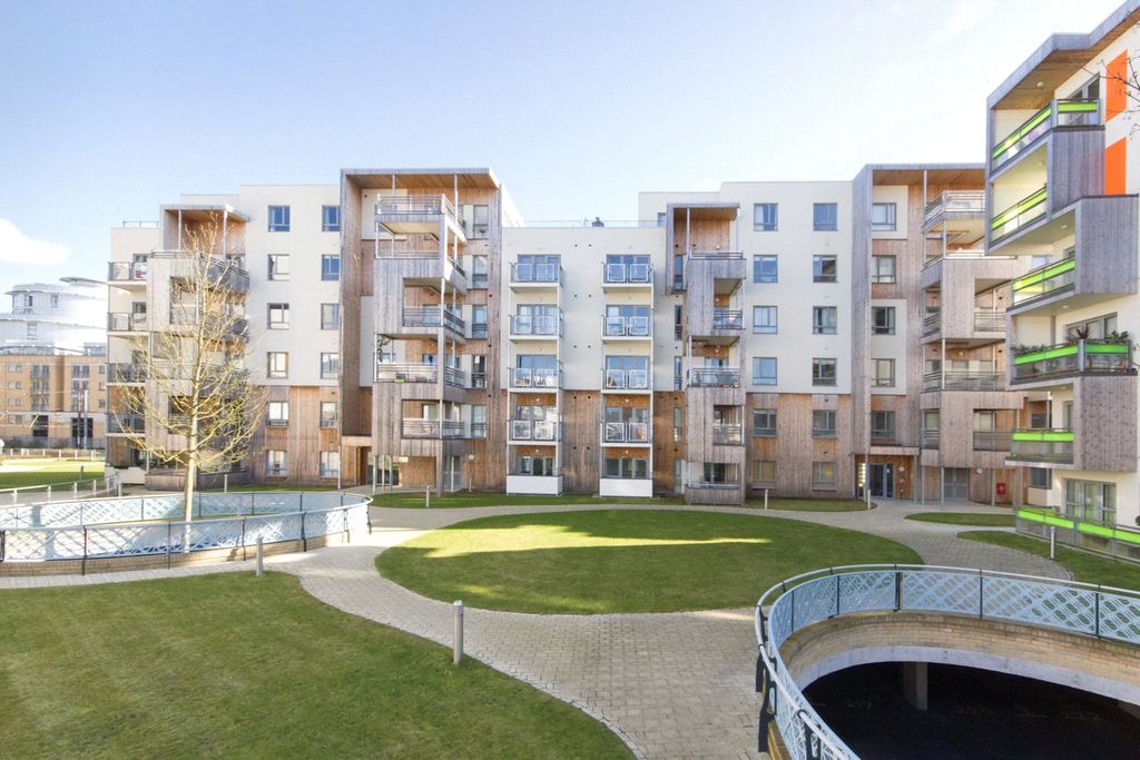 Property photo 1 of 7 Main