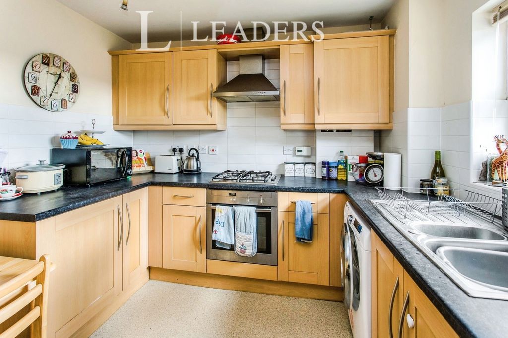 Property photo 3 of 9 Pbox-Img.Jpg