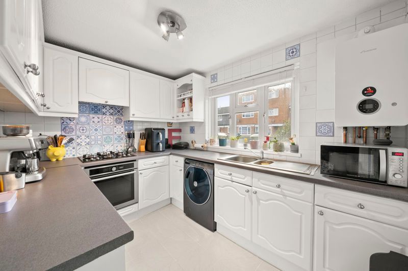 Property photo 2 of 14 Photo 9