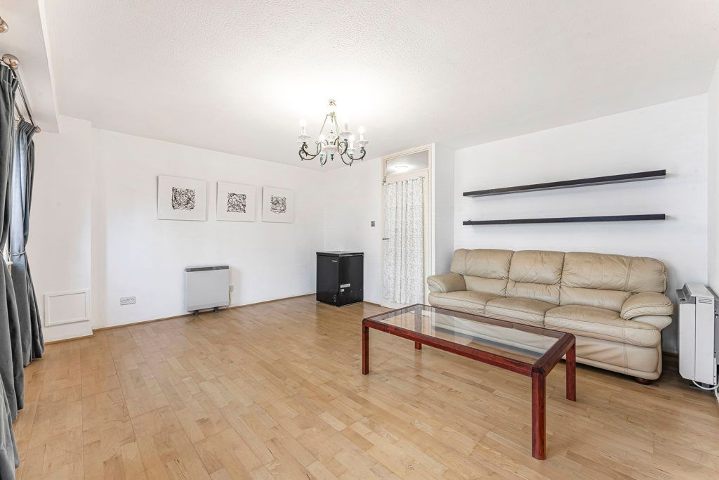 Property photo 2 of 20 Reception Room