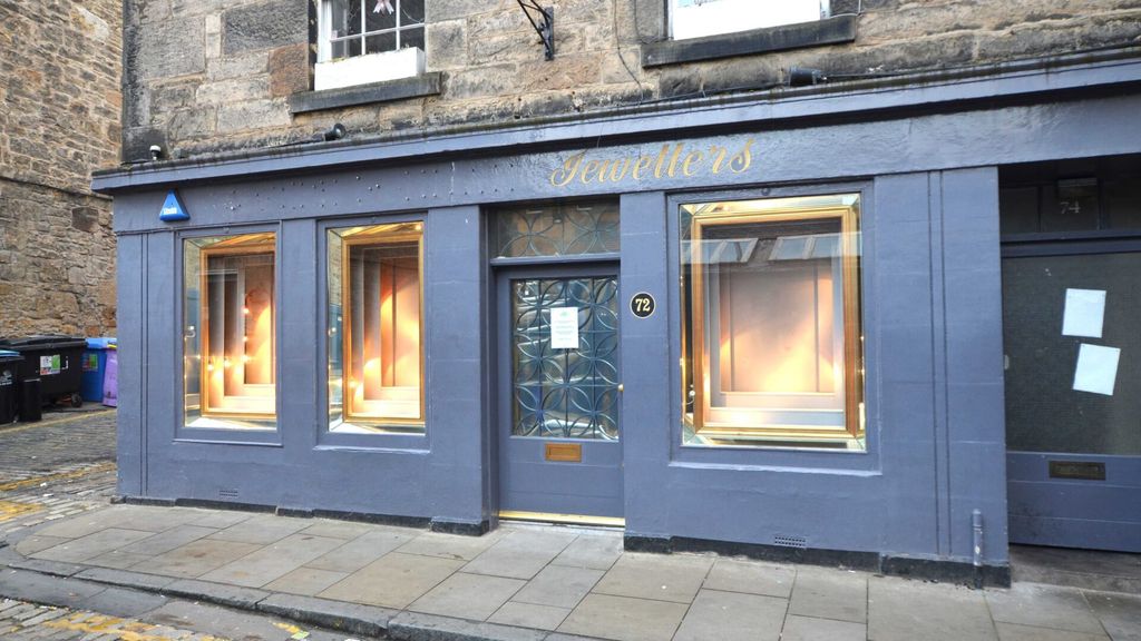 Property photo 1 of 11 Allied-Surveyors-Scotland-72-Thistle-Street-Retail