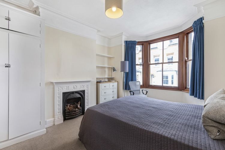 Property photo 3 of 11 303406