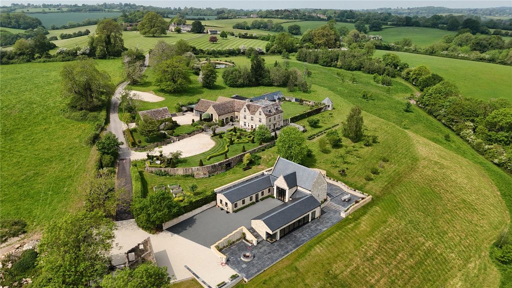 Property photo 1 of 35 Aerial - Lodge Farm