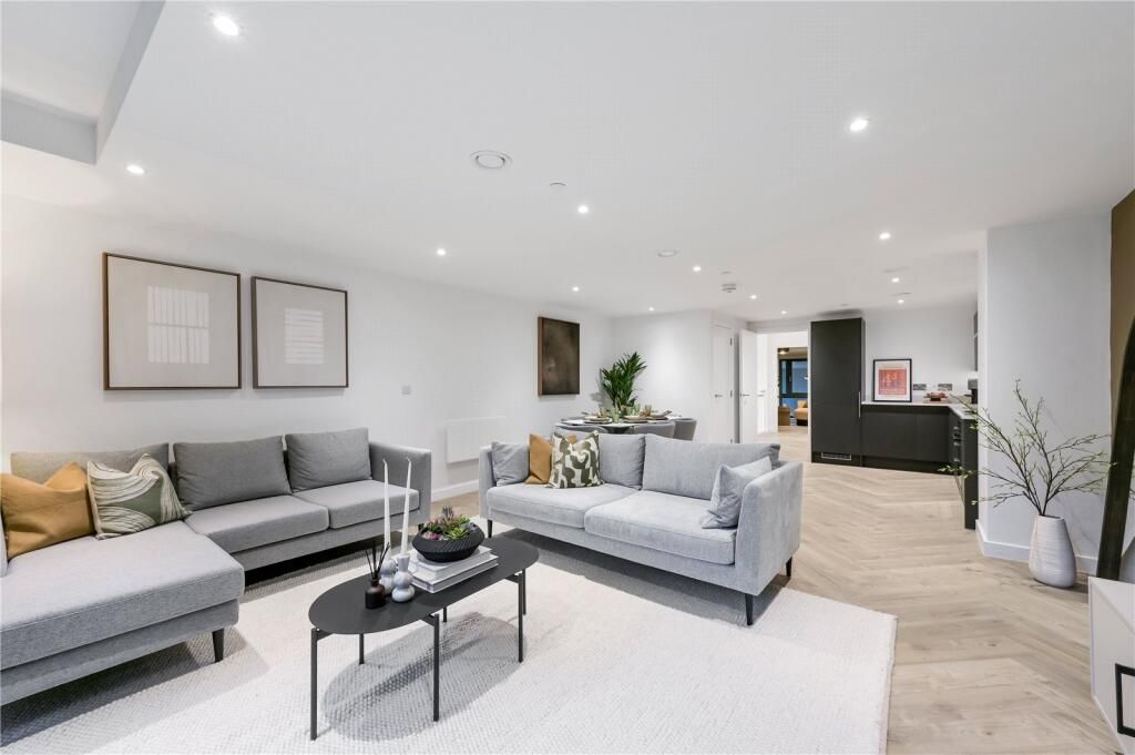 Property photo 2 of 4 Gallery