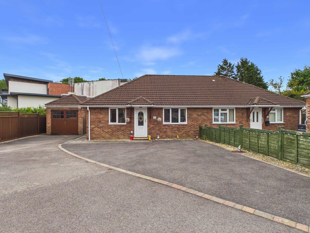 Property photo 1 of 12 Foh2