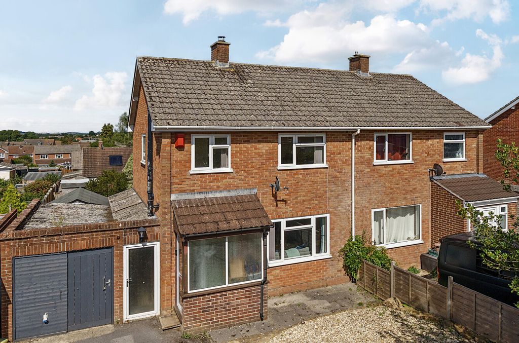 Property photo 1 of 23 1328940-2-6888E44...