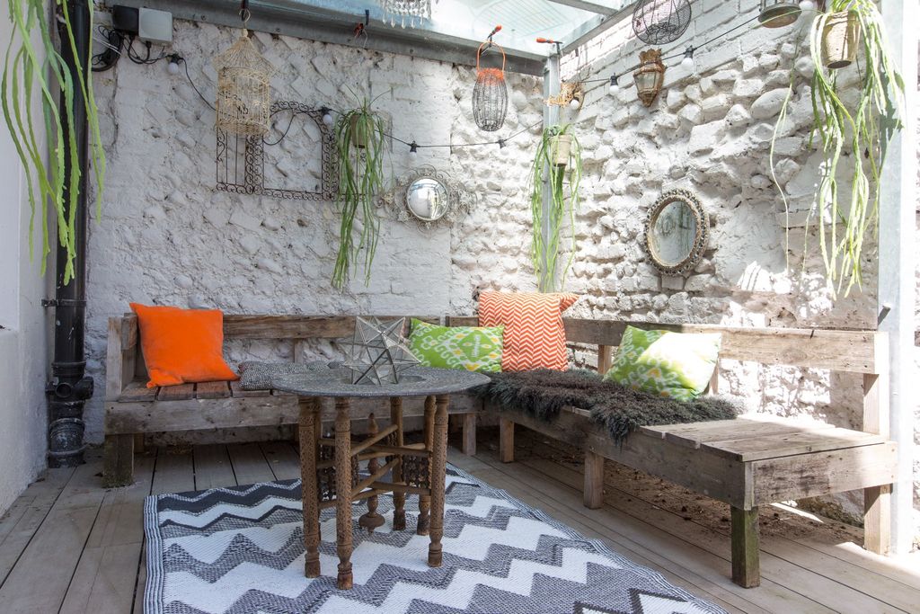 Property photo 2 of 11 5054931