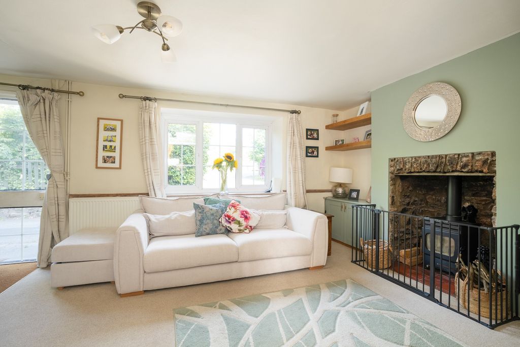 Property photo 2 of 23 5288006