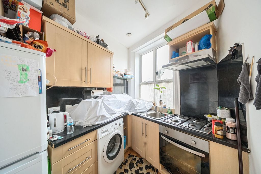 Property photo 2 of 5