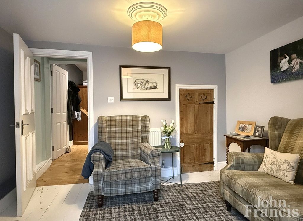 Property photo 3 of 19 Picture No. 54