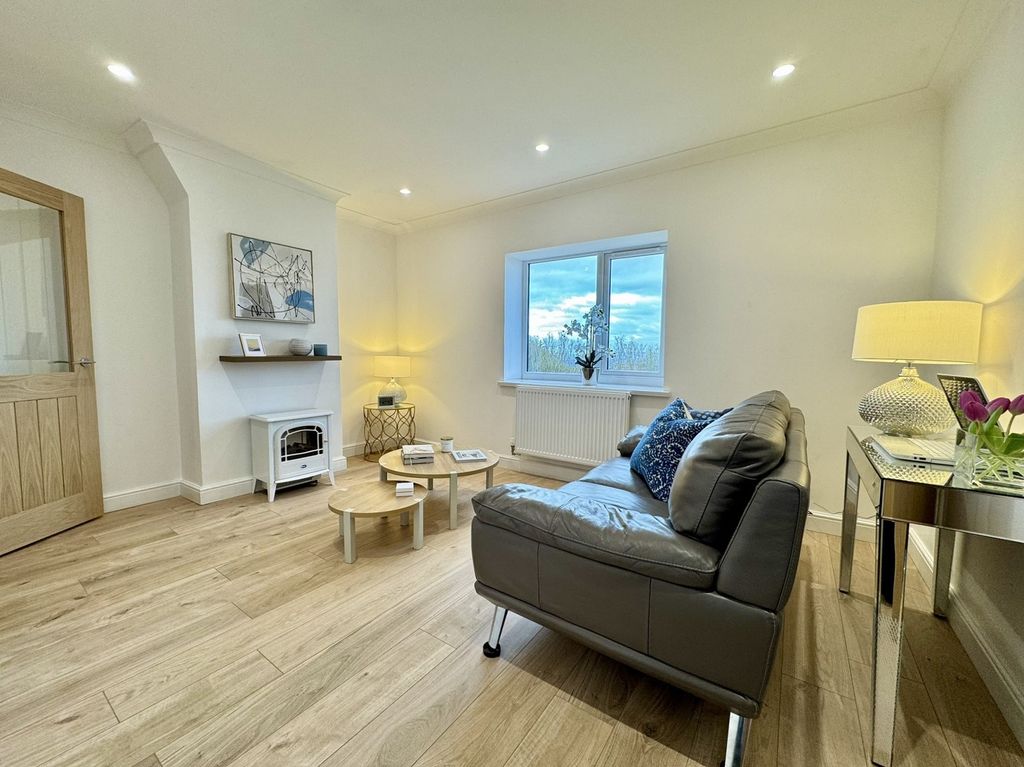Property photo 3 of 17 Not Specified