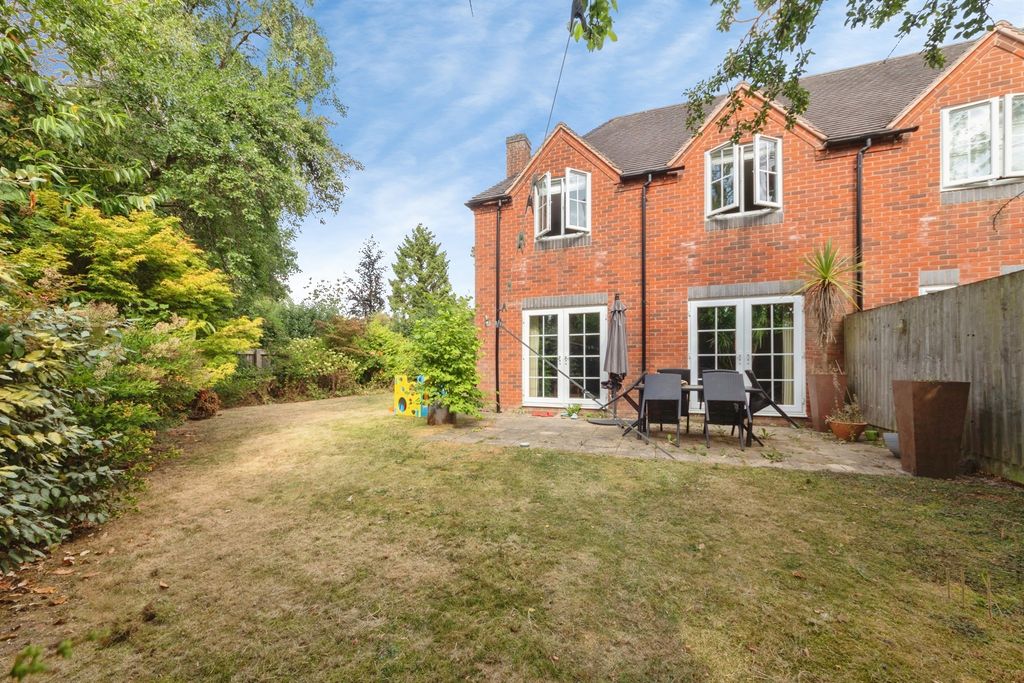 Property photo 2 of 14