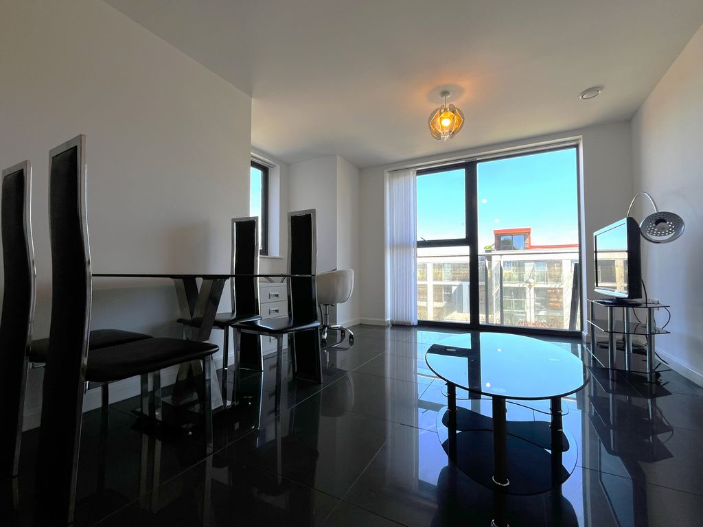 Property photo 3 of 14 Living/Dining Space