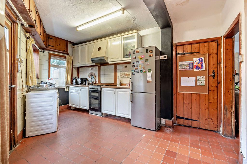 Property photo 3 of 13 Kitchen