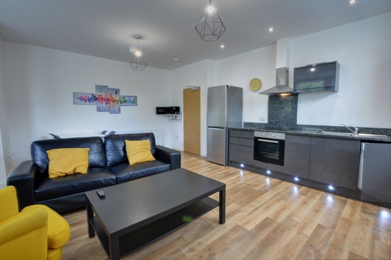 Property photo 2 of 7 Photo 7