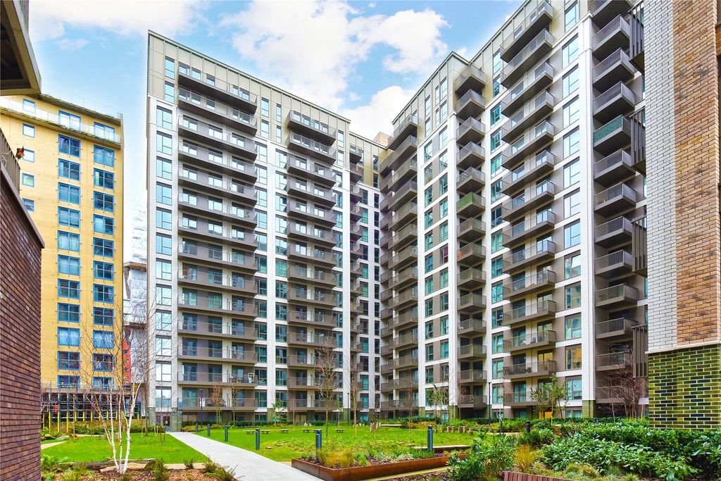 Property photo 3 of 9 Exterior