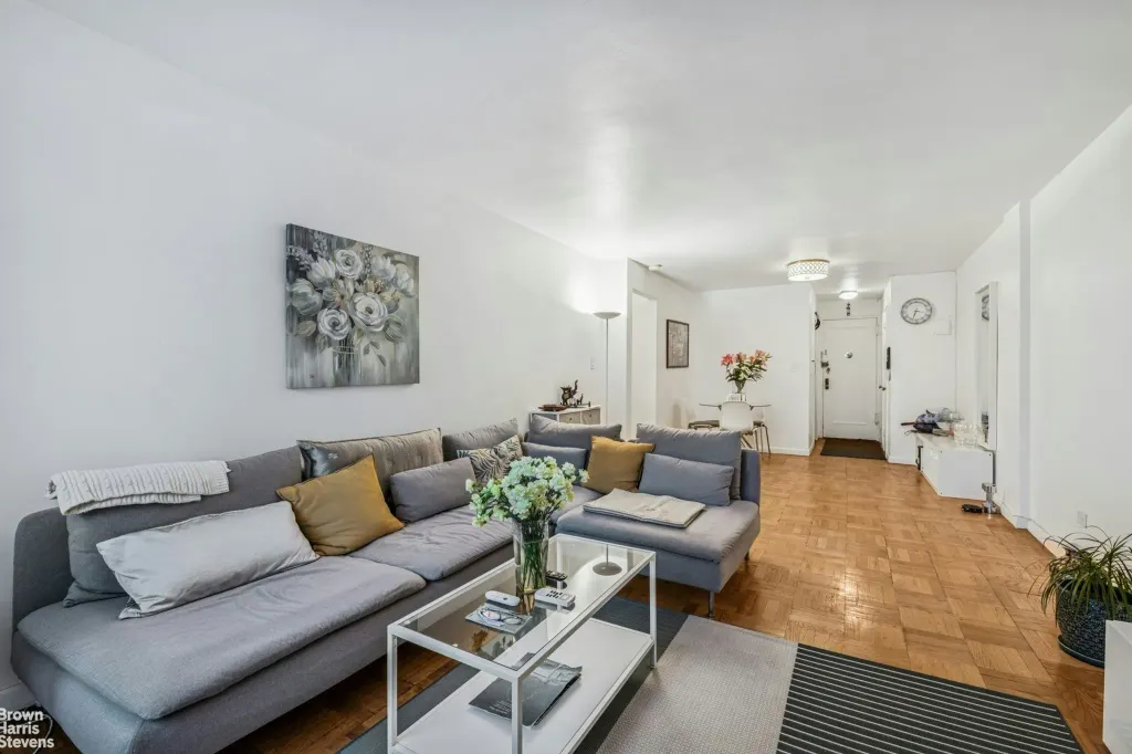 Property photo 2 of 16 <Alttext/>