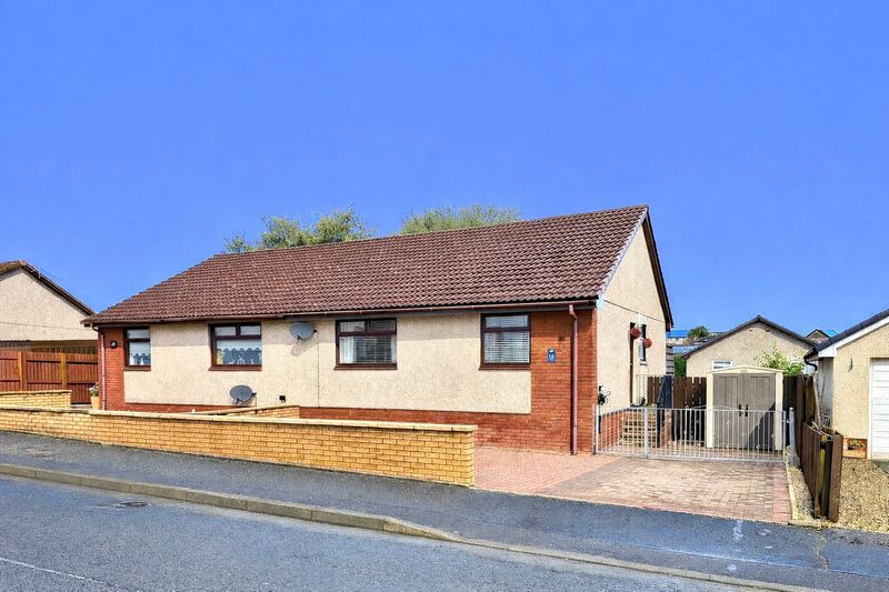 Property photo 1 of 16 Photo 17