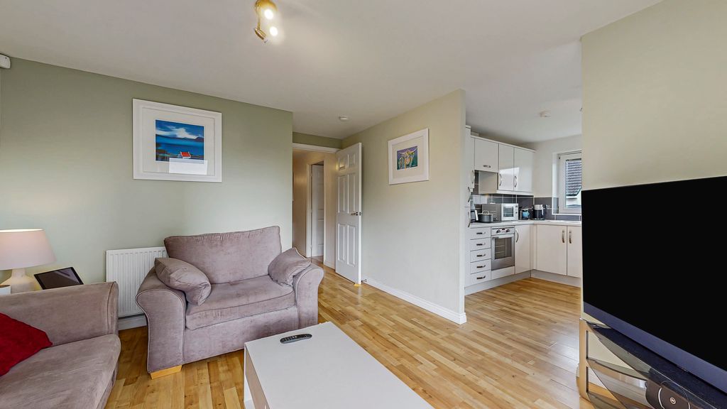 Property photo 3 of 21 11-Print-37 Kelvindale Court Flat 0.1_11