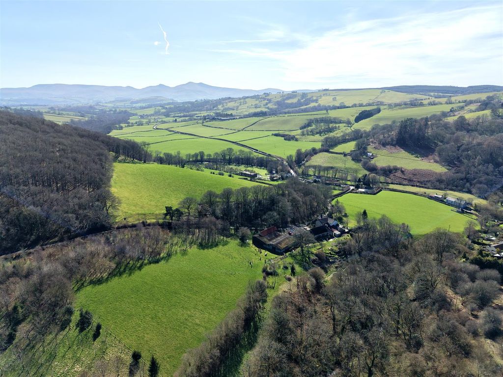 Property photo 3 of 35 Dji_Fly_20260318_131422_0137_1774083325154_Photo.J