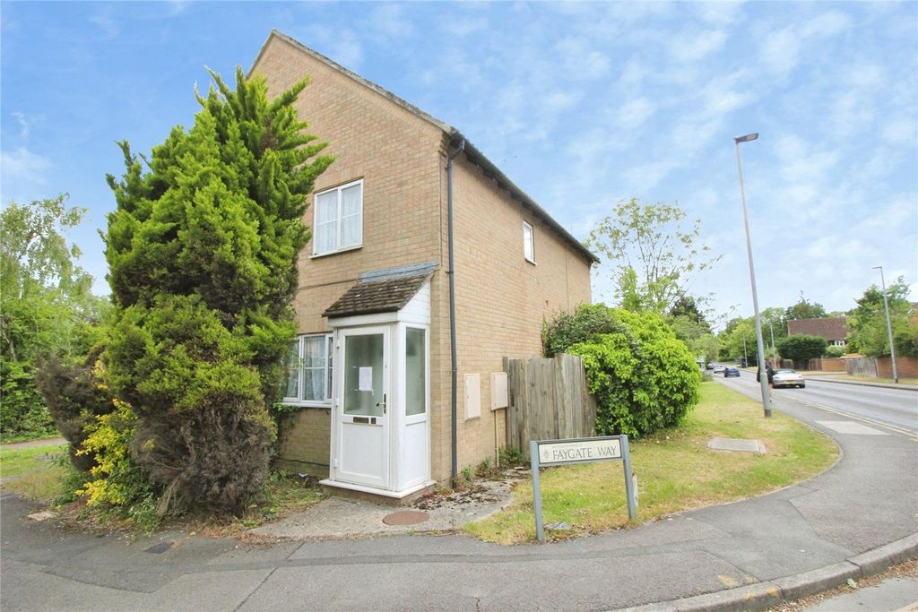 Property photo 1 of 9 Picture No. 10