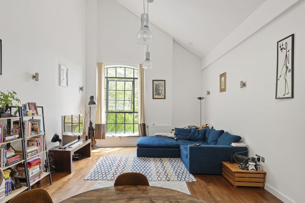 Property photo 1 of 15 094A8324