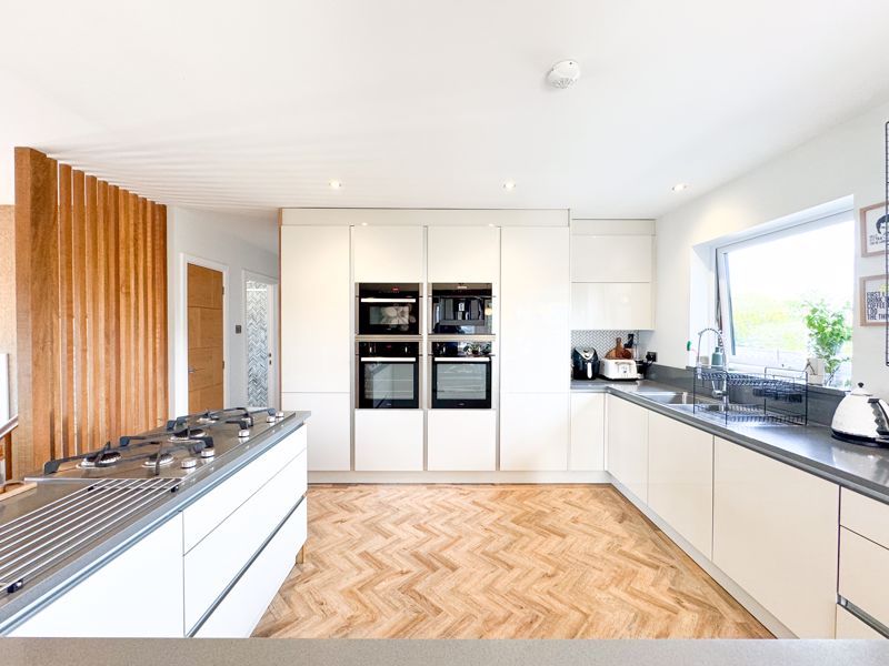 Property photo 3 of 41 Kitchen