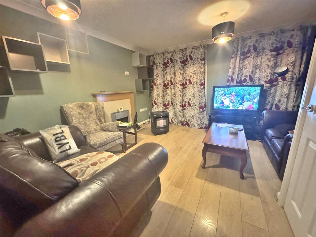 Property photo 3 of 10 Img_1835.Jpg