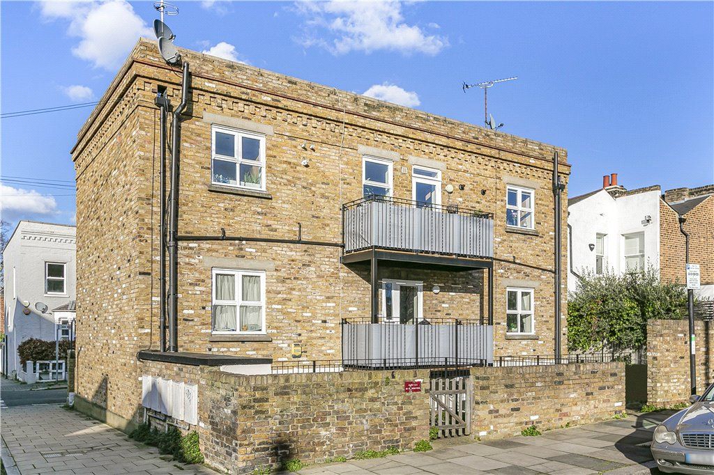 Property photo 2 of 14 Exterior