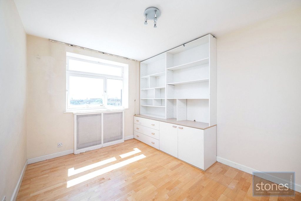 Property photo 3 of 16 Picture No. 06