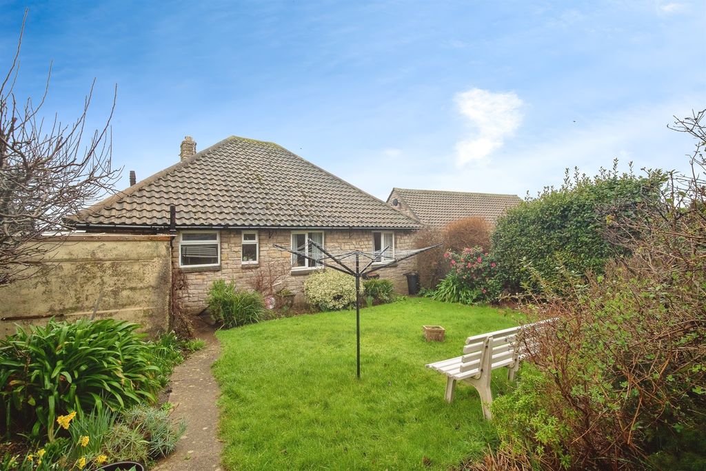 Property photo 2 of 18