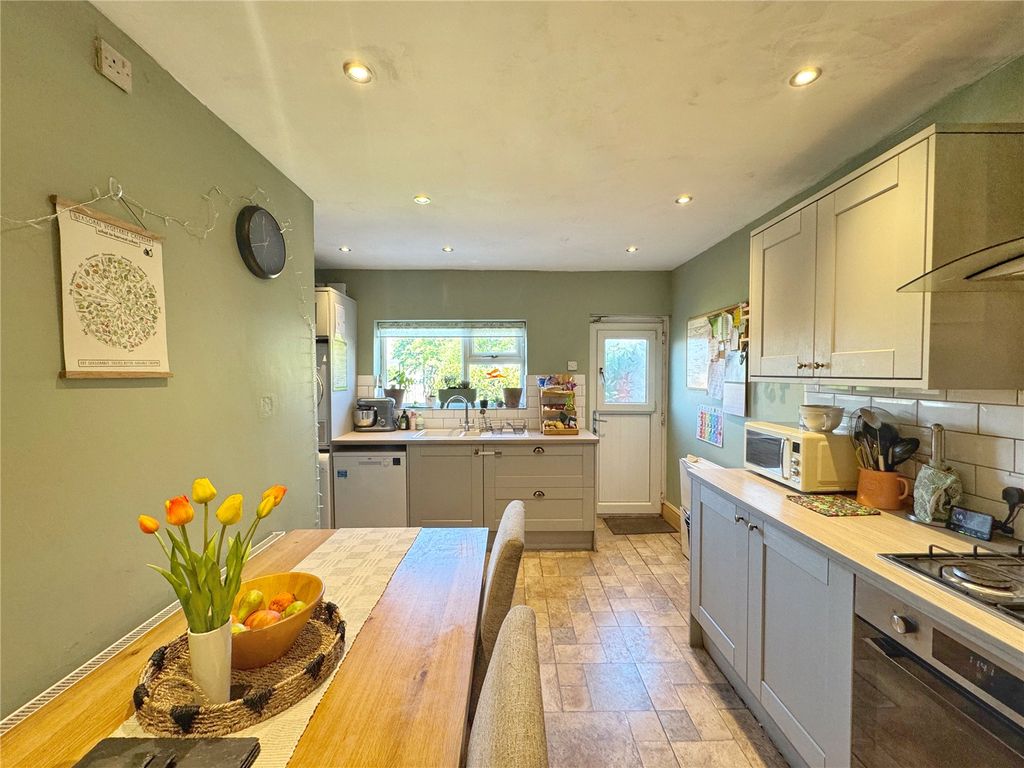 Property photo 3 of 23 Picture No. 04