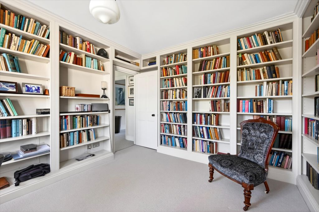 Property photo 1 of 53 Image