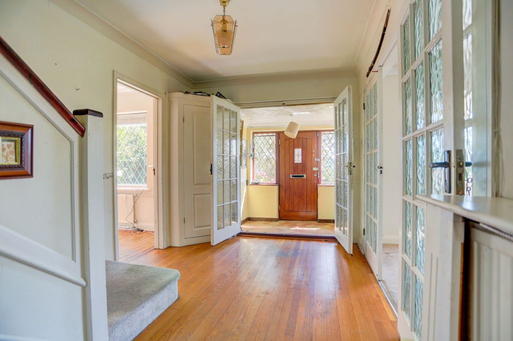 Property photo 3 of 4