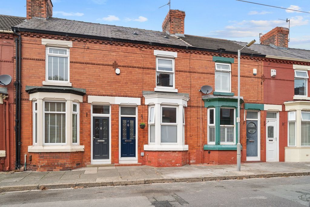 Property photo 1 of 33