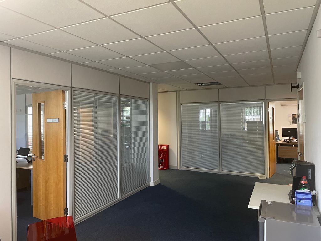 Property photo 3 of 3